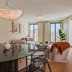Apartamento Contemporary 3 Bdr Flat With Parking By Lovelystay *