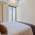 Διαμέρισμα Contemporary 3 Bdr Flat With Parking By Lovelystay *