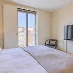 Διαμέρισμα Contemporary 3 Bdr Flat With Parking By Lovelystay *