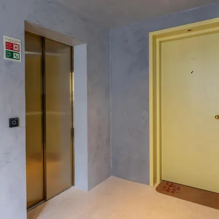 Διαμέρισμα Contemporary 3 Bdr Flat With Parking By Lovelystay Lisboa