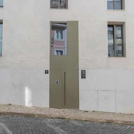 Διαμέρισμα Contemporary 3 Bdr Flat With Parking By Lovelystay