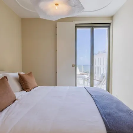 Apartment Contemporary 3 Bdr Flat With Parking By Lovelystay Lisbon